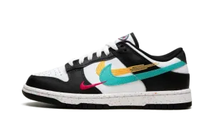 DUNK LO MNS WMNS "Lunar New Year - Multi-Swoosh" FD4623 131