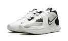 Kyrie 5 Low "White Wolf Grey Black" DJ6012 102