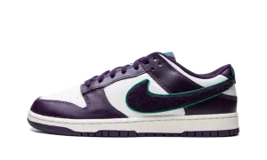 Dunk Low "Chenille Swoosh - Grand Purple" DQ7683 100