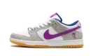 SB Dunk "Rayssa Leal" FZ5251 001