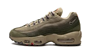 Air Max 95 SE "Rough Green" DQ8570 200