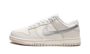 DUNK LO ESS TREND MNS WMNS "Sail / Oxygen Purple" DX5930 100