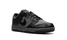 Dunk Low WMNS "Black Roses" HF1986 001