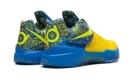 Zoom KD 4 "Scoring Title 2025" FZ5916 400