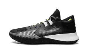 Kyrie Flytrap V CZ4100 002