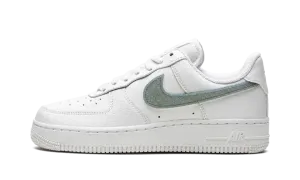 AIR FORCE 1 '07 ESS WMNS "Glitter Swoosh" DH4407 101