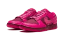 DUNK LOW WMNS "Valentine's Day" DQ9324 600
