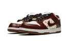 SB Dunk Low "Supreme - Stars - Barkroot Brown" DH3228 103
