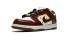 SB Dunk Low "Supreme - Stars - Barkroot Brown" DH3228 103