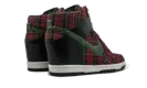 DUNK SKY HI CITY F QS MNS WMNS "Red and Black" 598216 001