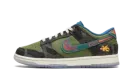 Dunk Low "SiEMPRE Familia" DO2160 335