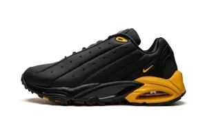 Hot Step Air Terra x NOCTA "Black University Gold" DH4692 002