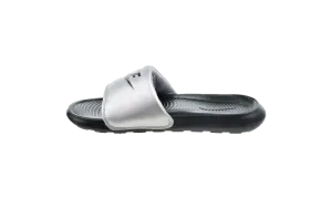 Victori One Slides WMNS "Black-Metallic Sliver" cn9677 006