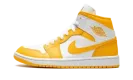 JORDAN 1 MID WMNS "White / University Gold" BQ6472 117