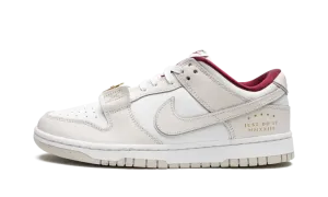 DUNK LOW WMNS "Just Do It" DV1160 100