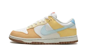 DUNK LOW WMNS "Soft Yellow" FZ4347 100
