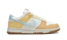 DUNK LOW WMNS "Soft Yellow" FZ4347 100