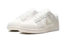 DUNK LOW WMNS "Ridescent Swoosh" HF5074 133