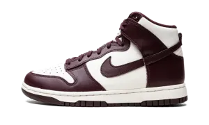 DUNK HIGH WMNS "Burgundy Crush" DD1869 601