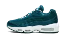 AIR MAX 95 MNS WMNS "Green Velvet" DZ5226 300