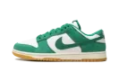Dunk Low SE "Malachite" HQ1519 030