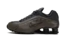 Shox R4 WMNS "Ironstone Off Noir" AR3565 007