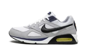 Air Max IVO 580518 102