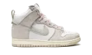 Dunk High SP "Notre - Light Orewood Brown" CW3092 100