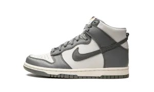 Dunk High SE (GS) "Grey/Sail" DM1028 001