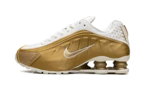 Shox R4 WMNS "Metallic Gold" AR3565 010