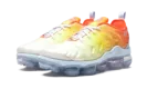 WMNS VaporMax Plus "Sunrise" CW5593 400