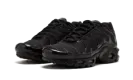 Air Max Plus "Triple Black" 604133 050