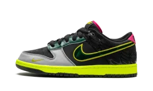 Nike Dunk Low UO PREM "What The Duck Home" HV1454 001