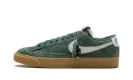 Blazer Low "Devin Booker Team Dark Green" HV2197 300