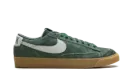 Blazer Low "Devin Booker Team Dark Green" HV2197 300