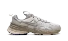 V2K Run WMNS "Gore-Tex Light Bone" FZ2622 002