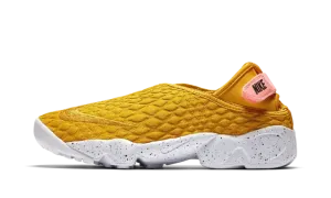 Rift Wrap SE WMNS "Gold Dart" 881192 700