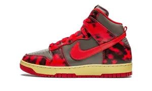 Dunk High 1985 SP "Acid Wash - Red" DD9404 600