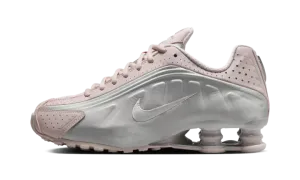 Shox R4 WMNS "Barely Rose Metallic Platinum" AR3565 600