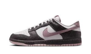Dunk Low SE "Medium Ash Violet Snakeskin" HV6932 299