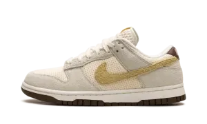 DUNK LOW WMNS "Coconut Milk" FN7774 001