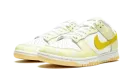 DUNK LOW WMNS "Yellow Strike" DM9467 700
