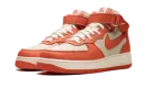 Air Force 1 Mid FB2036 700