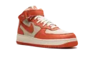 Air Force 1 Mid FB2036 700