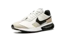 Air Max Pre-Day "Light Bone" DC5331 001
