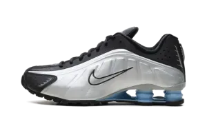 Shox R4 "Metallic Silver Black Psychic Blue" HQ1988 004