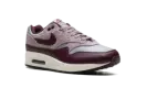 Air Max 1 ESS PRM "CEMENT GREY/BURGUNDY CRUSH" FQ7327 001