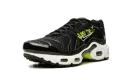 Air Max Plus GS "Black / Volt" DM3264 001