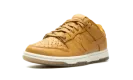 DUNK LO MNS WMNS "Quilted Wheat" DX3374 700