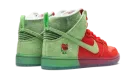 SB Dunk High "Strawberry Cough" CW7093 600